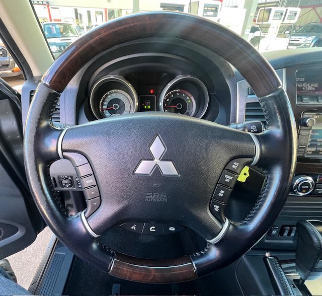 CLDA automobiles MITSUBISHI  3.2 L DID INSTYLE BVA 190 CH 5p, 7pl, N°2561