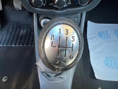 clda auto DACIA   1.5 L DCI PRESTIGE 4WD N°2557