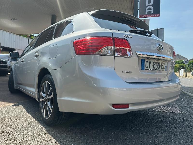 CLDA automobiles TOYOTA  2.0 L D4D LIMITED EDITION 124CH