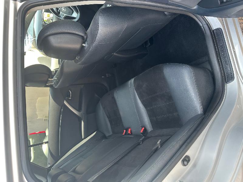 CLDA automobiles TOYOTA  2.0 L D4D LIMITED EDITION 124CH