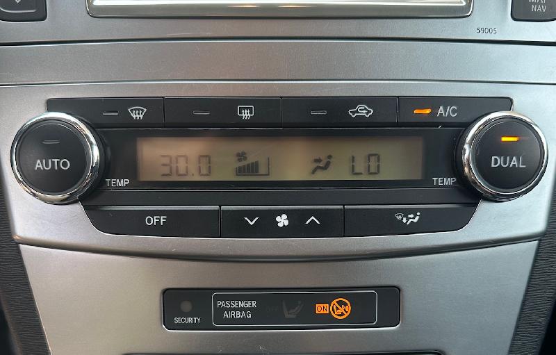 CLDA automobiles TOYOTA  2.0 L D4D LIMITED EDITION 124CH