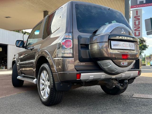 CLDA automobiles MITSUBISHI  3.2 L DID INTENSE BVA 200CH 3portes, 5 places N°2599