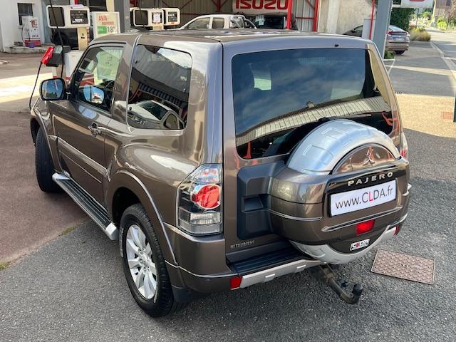 CLDA automobiles MITSUBISHI  3.2 L DID INTENSE BVA 200CH 3portes, 5 places N°2599