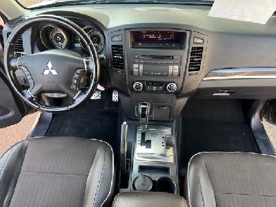 clda auto MITSUBISHI  3.2 L DID INTENSE BVA 200CH 3portes, 5 places N°2599