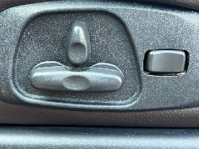 clda auto MITSUBISHI  3.2 L DID INTENSE BVA 200CH 3portes, 5 places N°2599