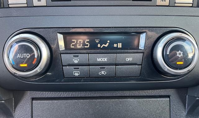 CLDA automobiles MITSUBISHI  3.2 L DID INTENSE BVA 200CH 3portes, 5 places N°2599