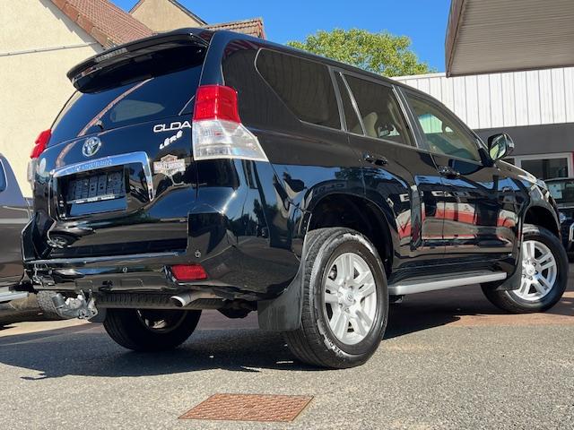 CLDA automobiles TOYOTA   3.0L KDJ150 VXE BVA 5P 190 ch N°2606