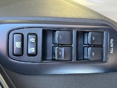 clda auto TOYOTA   3.0L KDJ150 VXE BVA 5P 190 ch N°2606