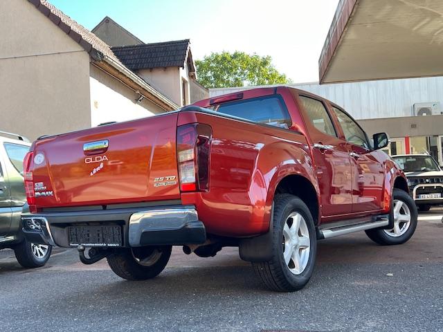 CLDA automobiles ISUZU  2.5 L BITDI CREW QUASAR BVA  163 CH N°2605