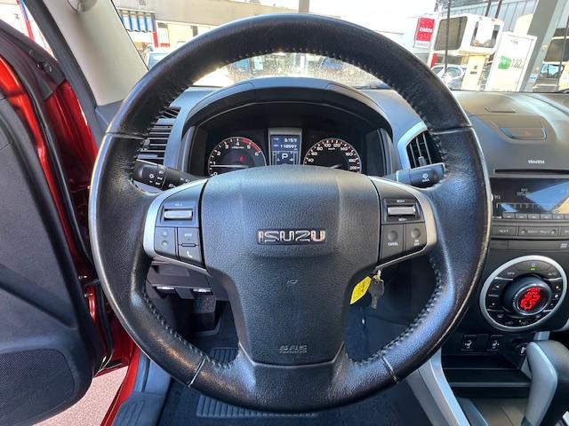 CLDA automobiles ISUZU  2.5 L BITDI CREW QUASAR BVA  163 CH N°2605