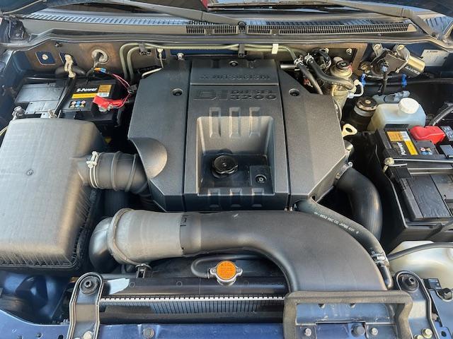 CLDA automobiles MITSUBSHI   3.2 L DID EDITION 20 BVA  5p, 7pl N°2603