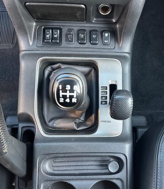 CLDA automobiles MITSUBISHI  3.2 L DID DAKAR 160 CH 5P 7PL BV5 N°2613