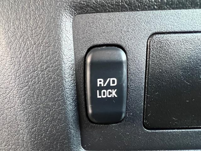 CLDA automobiles MITSUBISHI  3.2 L DID INVITE BV5 200 CH N°2616