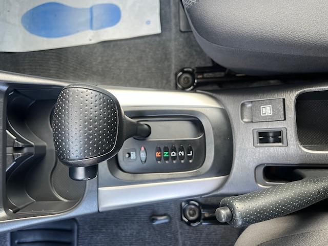 CLDA automobiles TOYOTA   2.0 L VVTI 4WD BVA 3P N°2620