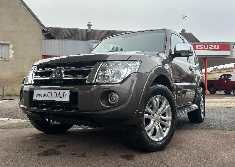 CLDA automobiles MITSUBISHI  3.2 L DID INSTYLE BVA EDITION 30 3P