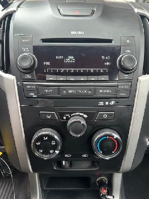 clda auto ISUZU  2.5 L BITDI CREW SOLAR BVA 163CH N°2628