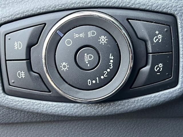 CLDA automobiles FORD    FORD RANGER LIMITED 3,2L TDCI 200ch BVA N°2631