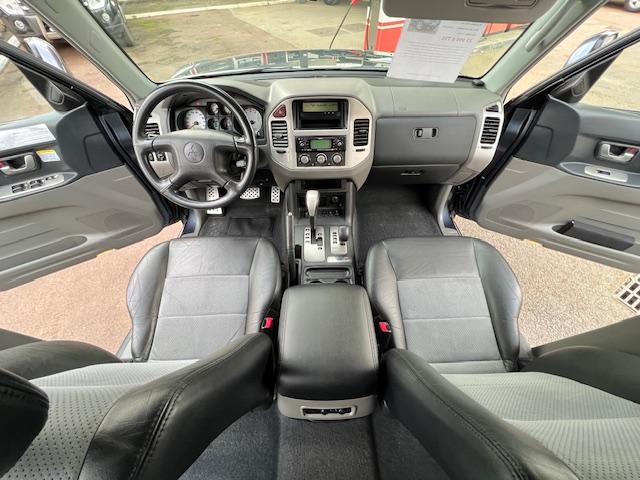 CLDA automobiles MITSUBISHI  3,2 DID DAKAR, BVA, 5 portes N°2632