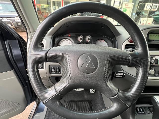 CLDA automobiles MITSUBISHI  3,2 DID DAKAR, BVA, 5 portes N°2632