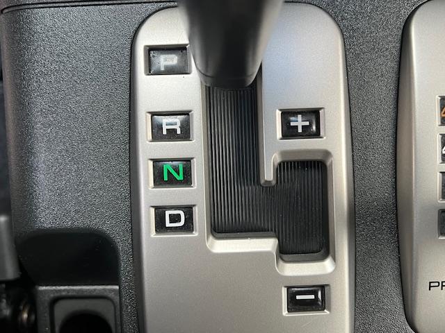 CLDA automobiles MITSUBISHI  3,2 DID DAKAR, BVA, 5 portes N°2632