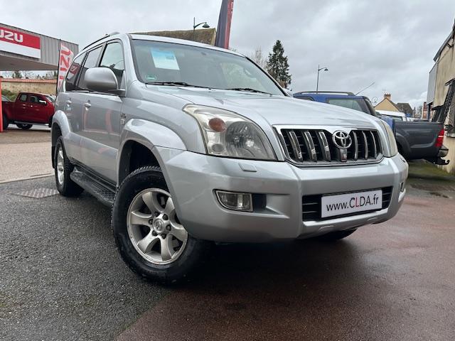 CLDA automobiles TOYOTA  3.0 L  KDJ 120 VXV BVA 5P N°2634