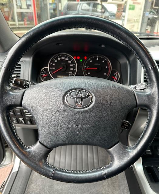 CLDA automobiles TOYOTA  3.0 L  KDJ 120 VXV BVA 5P N°2634