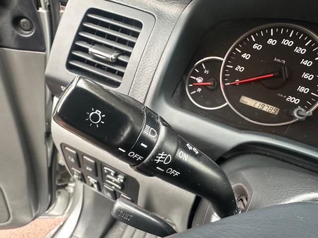 CLDA automobiles TOYOTA  3.0 L  KDJ 120 VXV BVA 5P N°2634