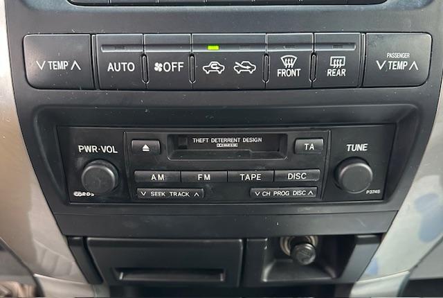 CLDA automobiles TOYOTA  3.0 L  KDJ 120 VXV BVA 5P N°2634