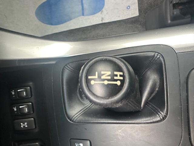 CLDA automobiles TOYOTA  3.0 L  KDJ 120 VXV BVA 5P N°2634