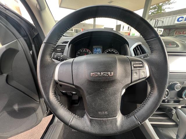 CLDA automobiles ISUZU  SPACE CAB SOLAR PLUS BVA 2,5LBiTDI, 163 CH N°2630