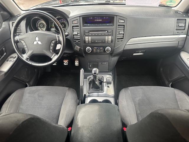 CLDA automobiles MITSUBISHI   3.2 L DID INTENSE 3P BV5 N°2627