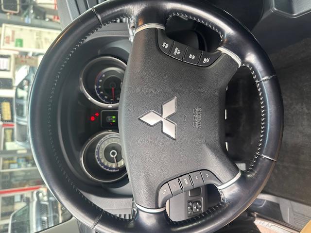 CLDA automobiles MITSUBISHI   3.2 L DID INTENSE 3P BV5 N°2627