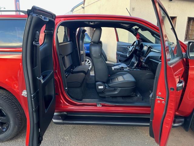 CLDA automobiles ISUZU  DDI 164 SPACE NITRO SPORT BVA N°2637