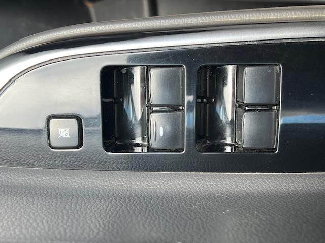 CLDA automobiles MITSUBISHI  Double Cabine 2,4L DID INTENSE 181ch BV6