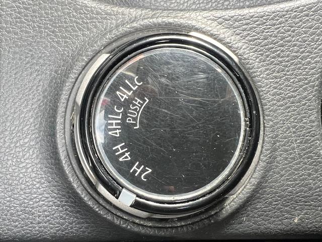 CLDA automobiles MITSUBISHI  Double Cabine 2,4L DID INTENSE 181ch BV6