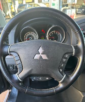 clda auto MITSUBISHI   3.2 L DID INTENSE  200CH 5P BV5 N°2639