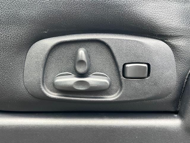 CLDA automobiles MITSUBISHI   3,2 DID INSTYLE BVA 200CH 3P 5PL N°2644