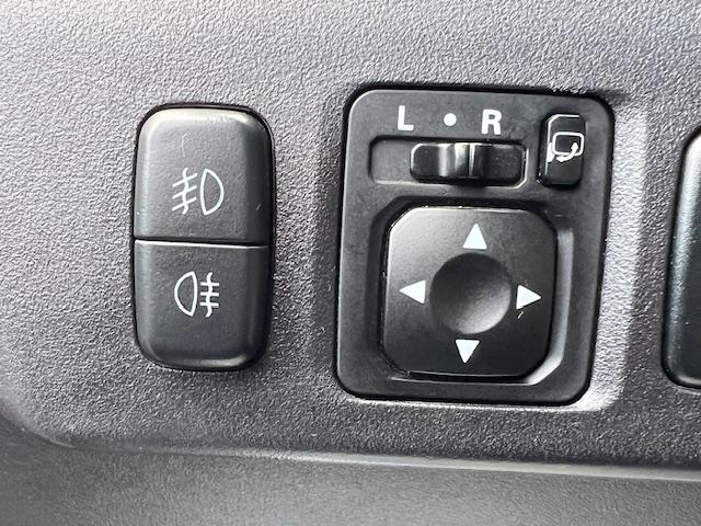 CLDA automobiles MITSUBISHI   3,2 DID INSTYLE BVA 200CH 3P 5PL N°2644