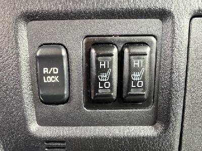 clda auto MITSUBISHI   3,2 DID INSTYLE BVA 200CH 3P 5PL N°2644