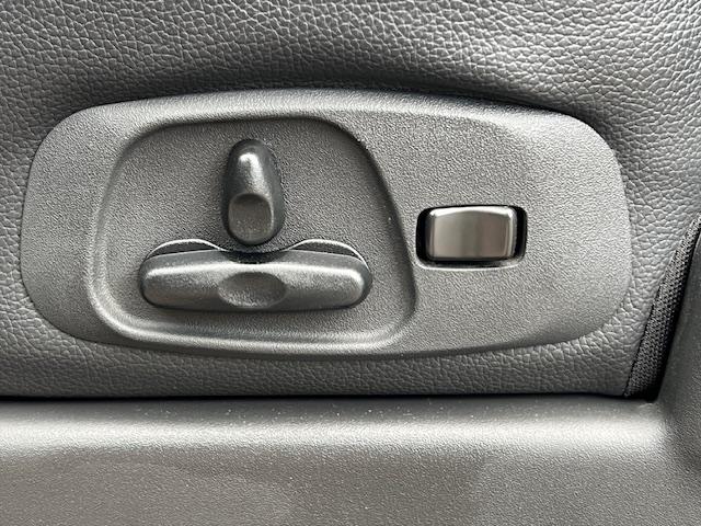 CLDA automobiles MITSUBISHI   3.2 L DID INSTYLE BVA 3P 5PL 190CH N°2640