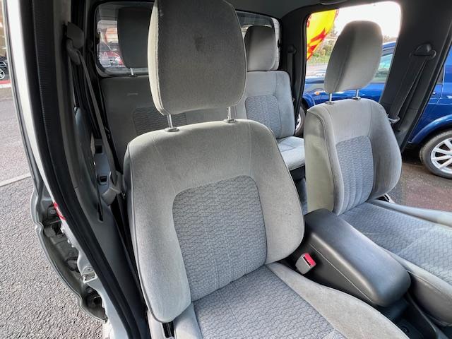 CLDA automobiles FORD  2.5 L TDCI Double Cabine XLT N°2643