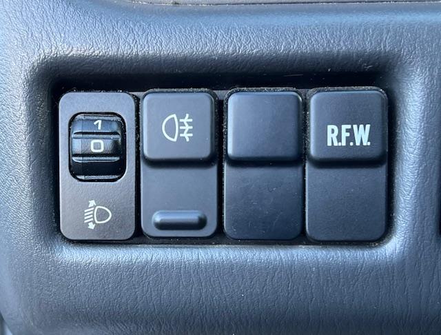 CLDA automobiles FORD  2.5 L TDCI Double Cabine XLT N°2643