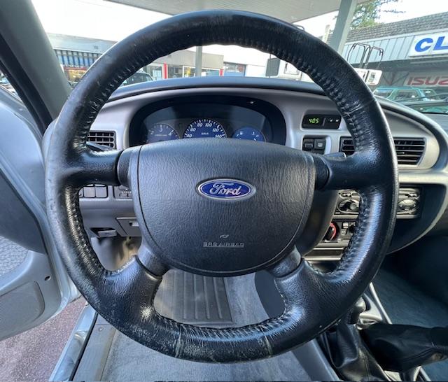 CLDA automobiles FORD  2.5 L TDCI Double Cabine XLT N°2643