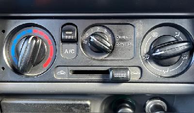 clda auto FORD  2.5 L TDCI Double Cabine XLT N°2643