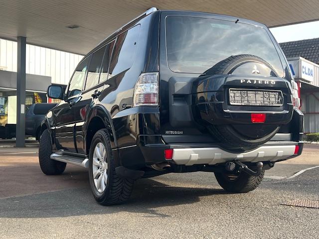 CLDA automobiles MITSUBISHI   3.2 L DID INSTYLE BVA 5P 7PL 200CH 