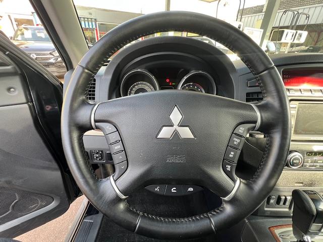 CLDA automobiles MITSUBISHI   3.2 L DID INSTYLE BVA 5P 7PL 200CH 