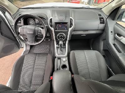 clda auto ISUZU   1.9 L DDI CREW SOLAR BVA DBLE CAB N°2647