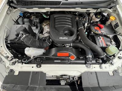 clda auto ISUZU   1.9 L DDI CREW SOLAR BVA DBLE CAB N°2647