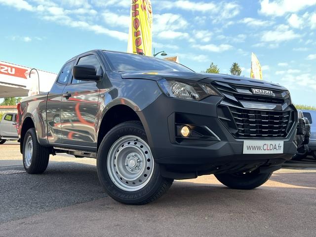 CLDA automobiles ISUZU  SPACE B-STRONG BV6