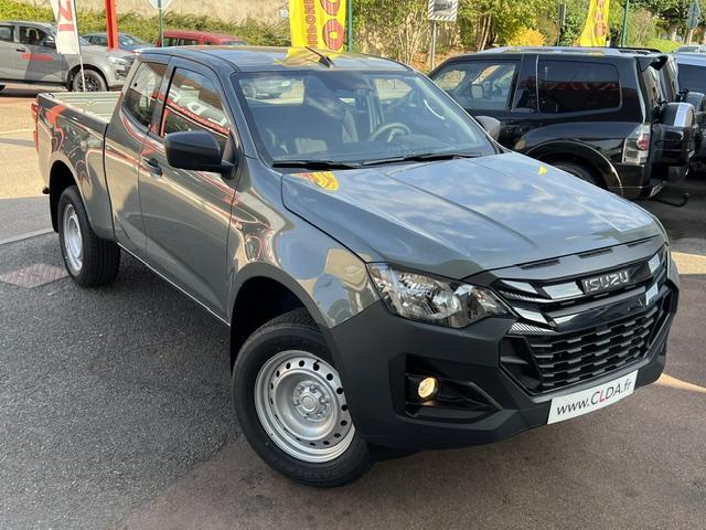 CLDA automobiles ISUZU  SPACE B-STRONG BV6